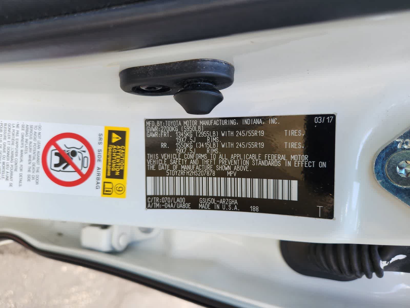 Used 2017 Toyota Highlander Limited FWD image 33
