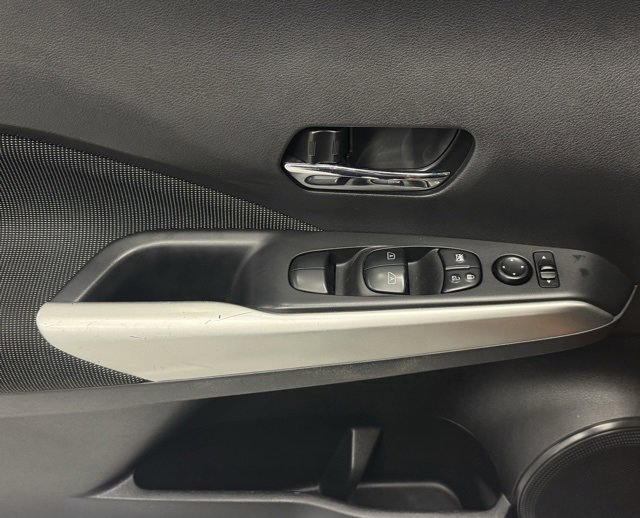 Used 2020 Nissan Kicks SV image 20