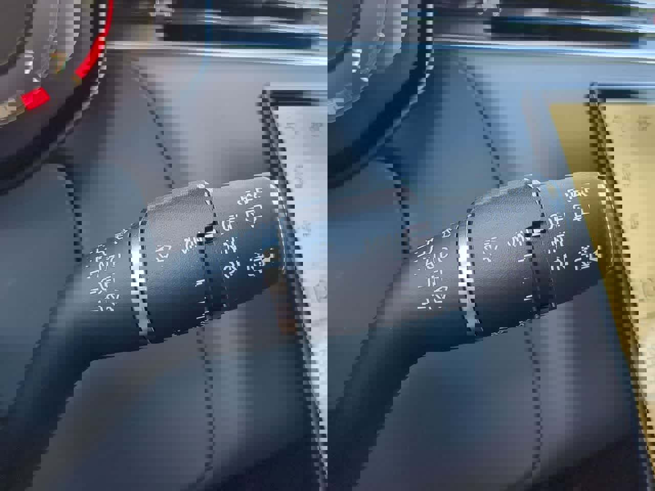 Used 2024 Land Rover Range Rover Sport SE image 28