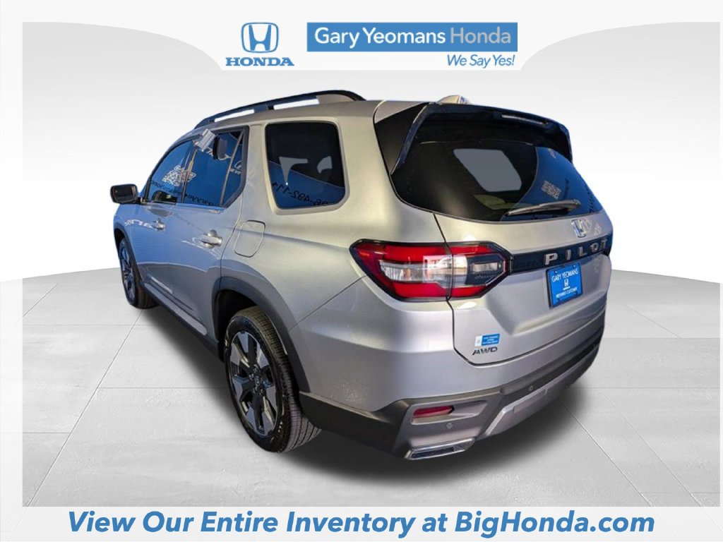 Used 2026 Honda Pilot Touring image 9
