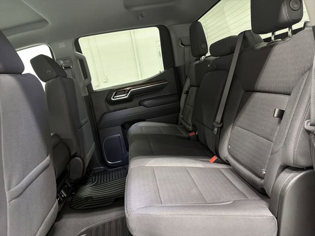 New 2026 GMC Sierra 1500 Elevation image 16