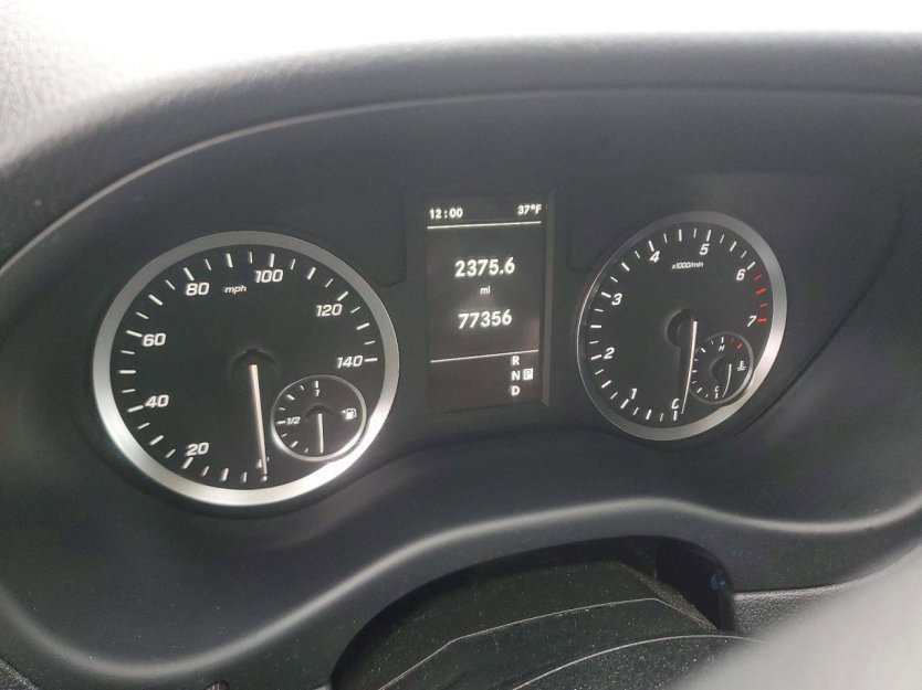 Used 2023 Mercedes-Benz Metris image 8