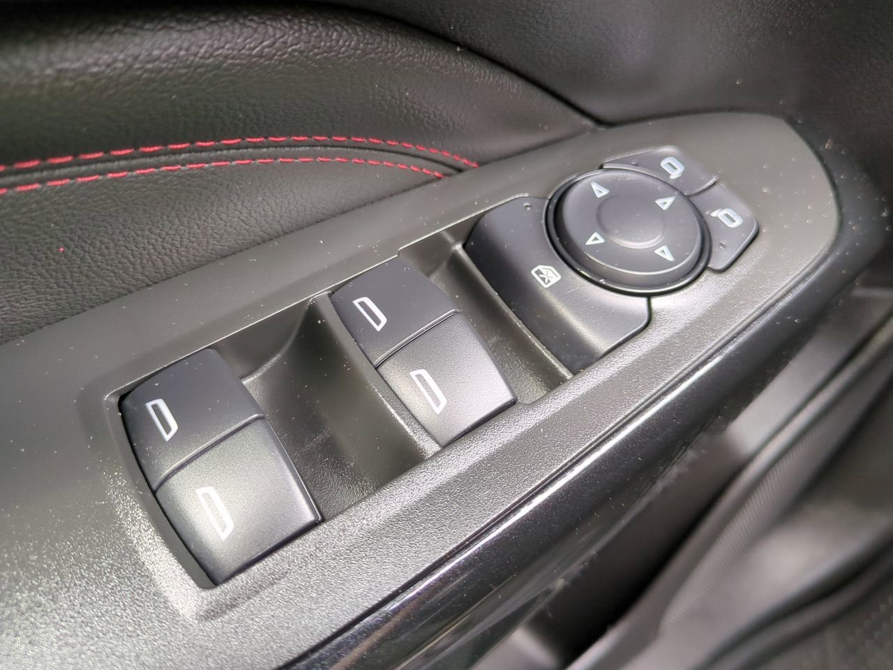 Used 2026 Chevrolet Trax RS w/ Driver Confidence Package FWD image 23