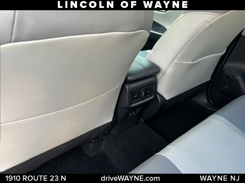 Used 2019 Toyota RAV4 Limited w/ Carpet Mat Package image 16