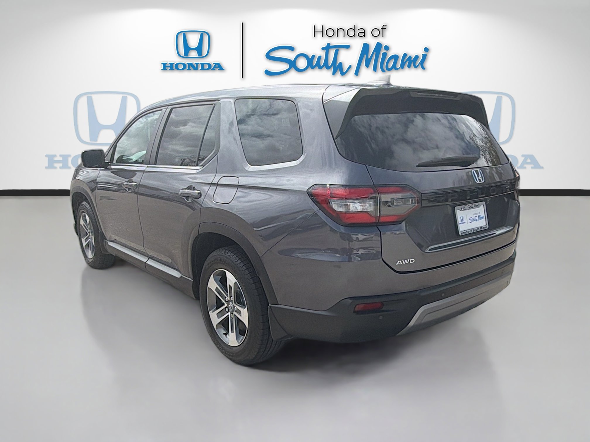 Certified 2025 Honda Pilot EX-L image 5