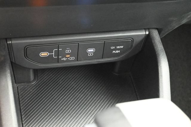 Used 2025 Kia K4 FWD image 39