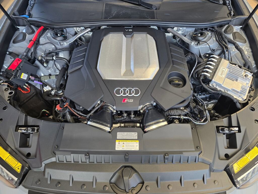 New 2026 Audi RS 6 performance image 8