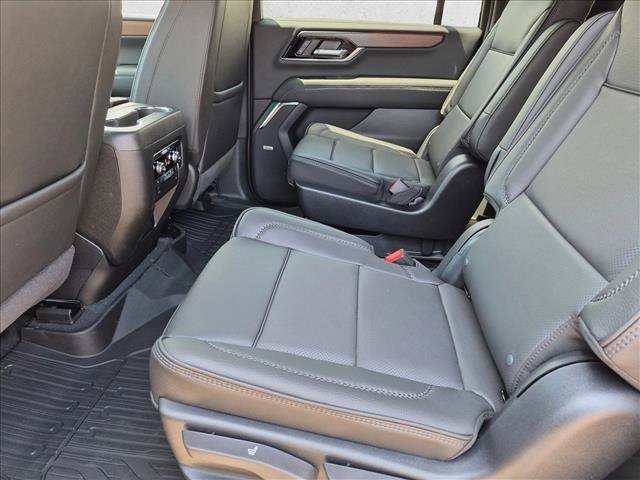 New 2026 GMC Yukon XL Denali w/ Sun & Power Step Package AWD/4WD image 13