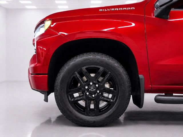 Certified 2024 Chevrolet Silverado 1500 RST w/ Convenience Package II AWD/4WD image 8
