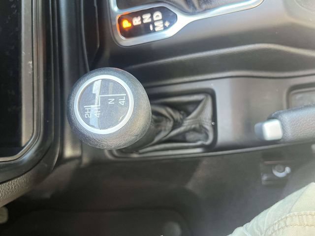 Used 2021 Jeep Wrangler Unlimited Sport AWD/4WD image 33