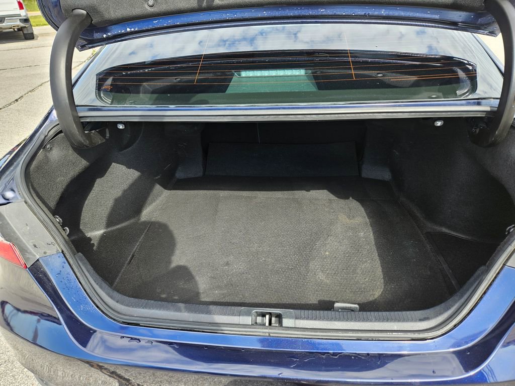 Used 2021 Toyota Camry LE FWD image 27