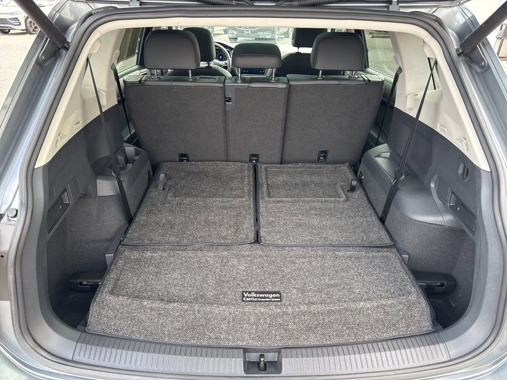 Used 2020 Volkswagen Tiguan SEL image 12