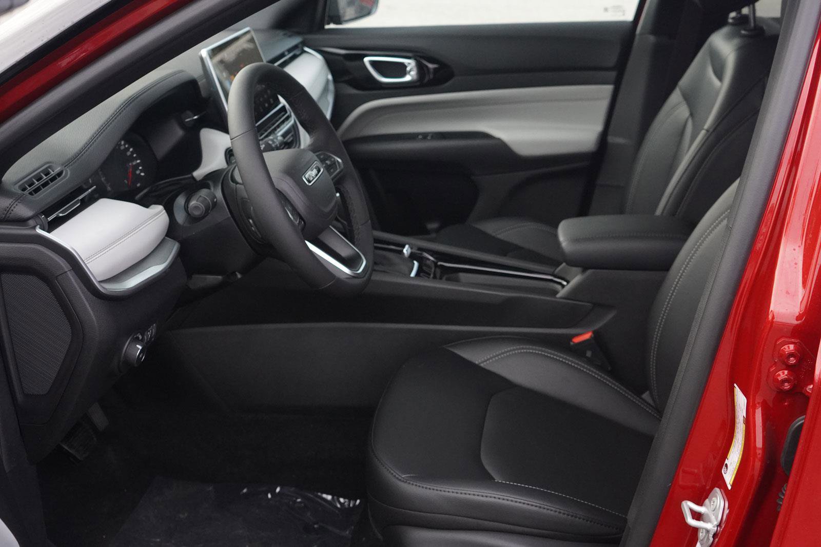 New 2026 Jeep Compass Limited image 24