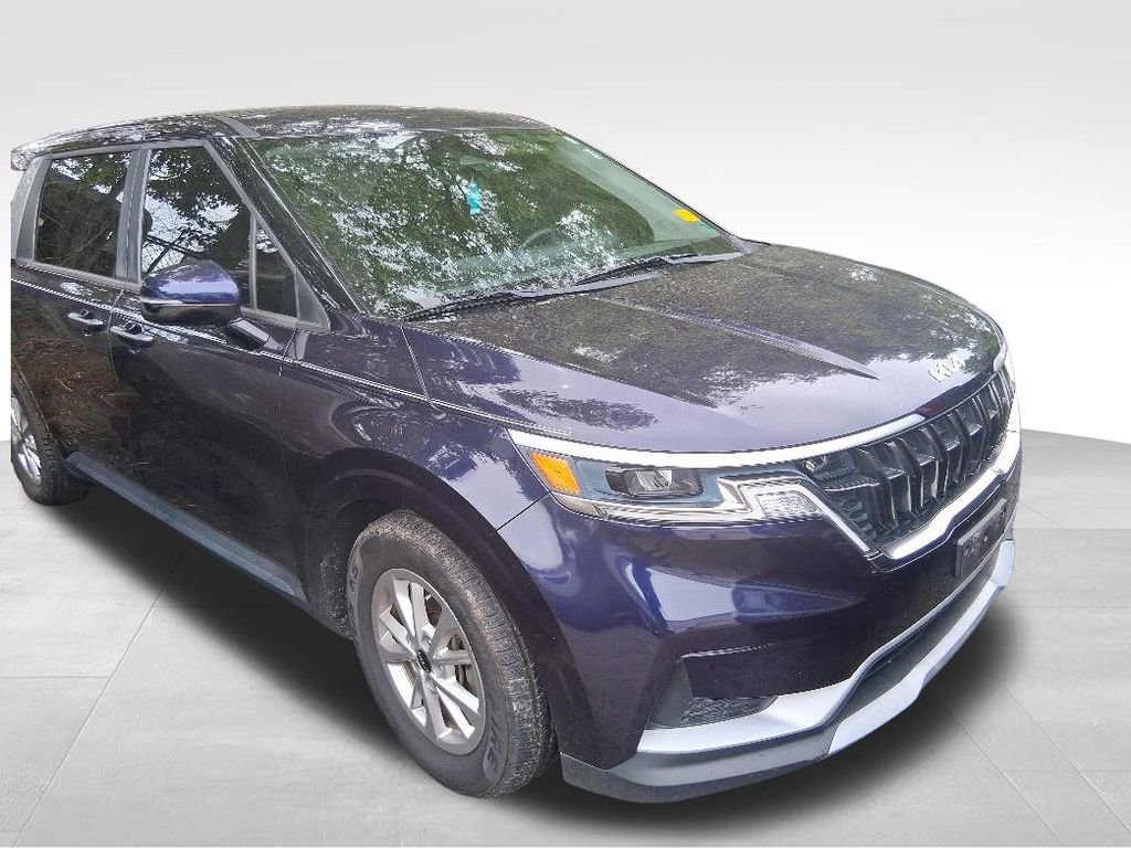 Used 2023 Kia Carnival LX FWD image 7