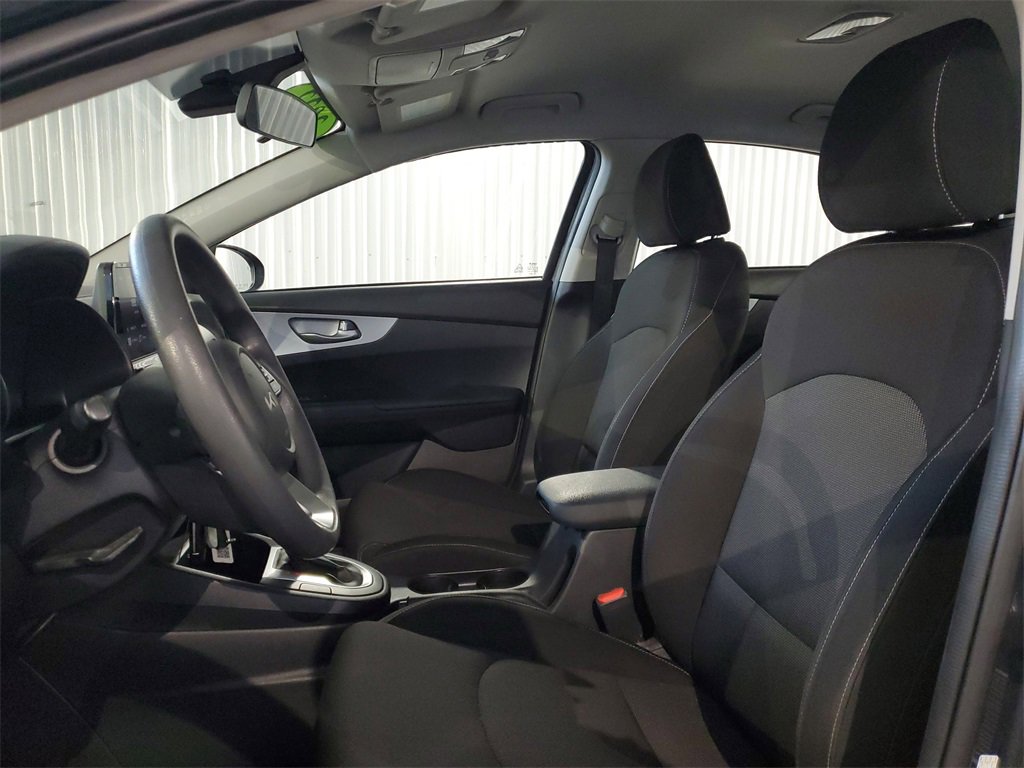 Certified 2022 Kia Forte LXS w/ LXS Technology Package image 15