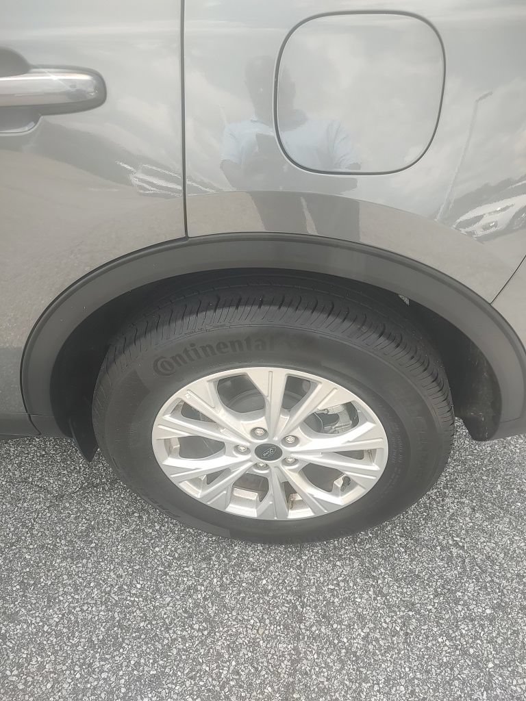 Used 2025 Ford Escape Active AWD/4WD image 6