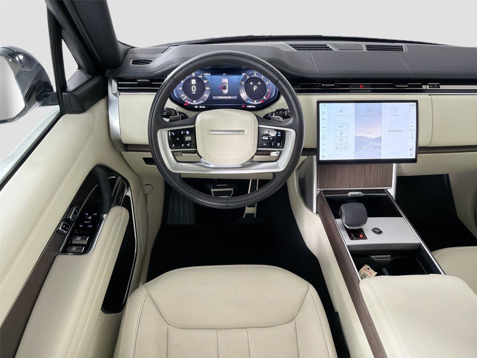 Certified 2025 Land Rover Range Rover SE AWD/4WD image 22