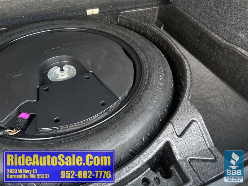 Used 2017 Volkswagen Tiguan SEL AWD/4WD image 33