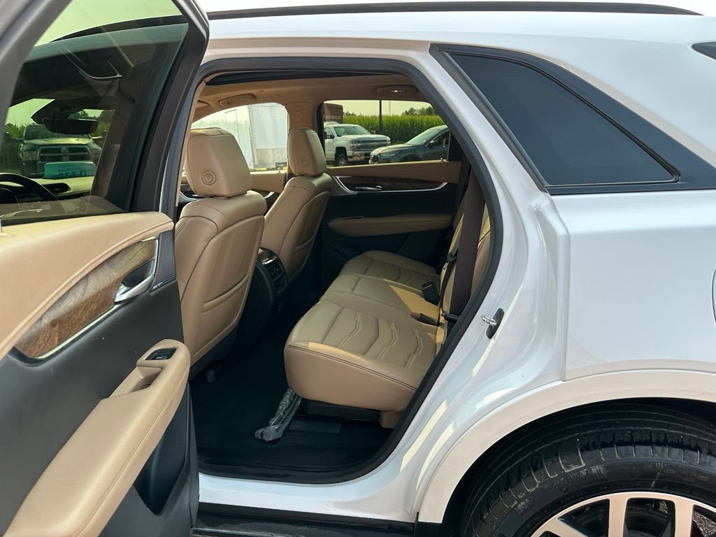 Used 2023 Cadillac XT5 Sportv w/ Platinum Package AWD/4WD image 20