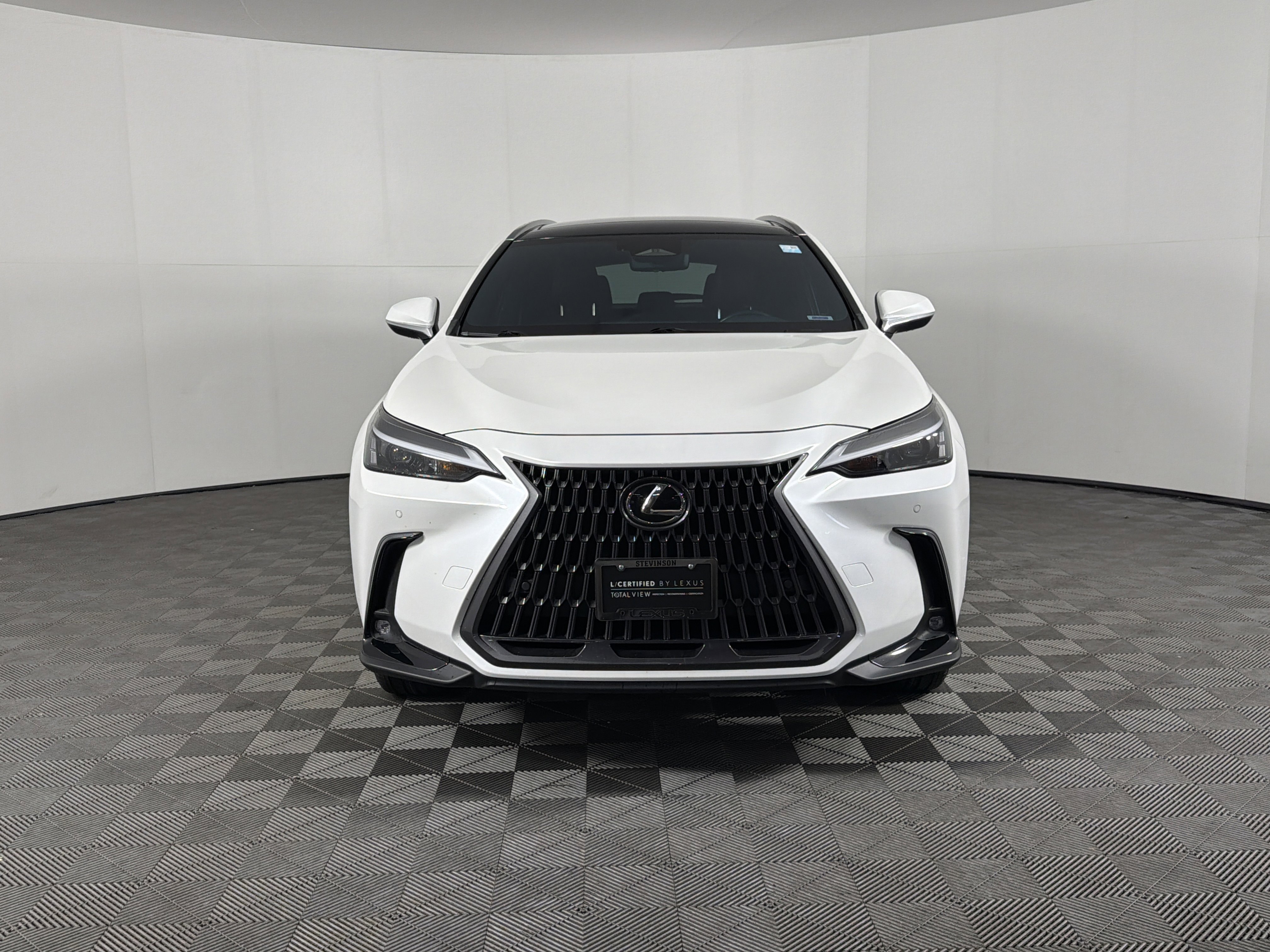 Used 2023 Lexus NX 350 AWD image 2