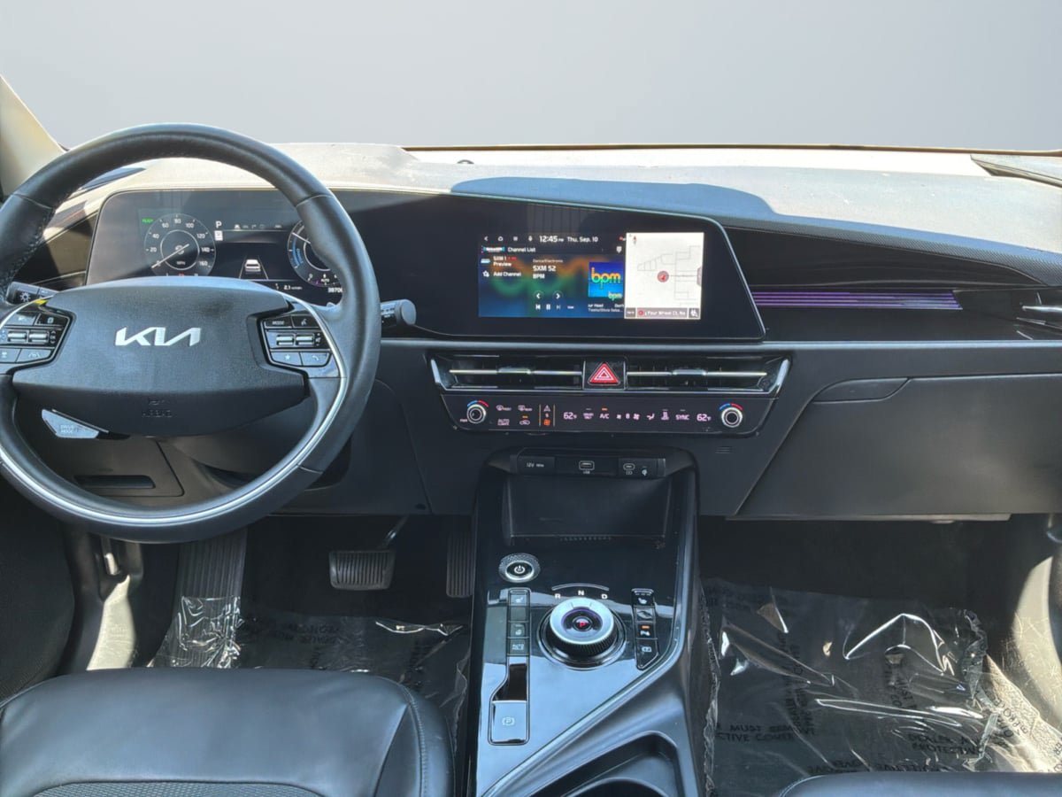 Used 2023 Kia Niro Wind w/ Wind Preserve Package FWD image 10
