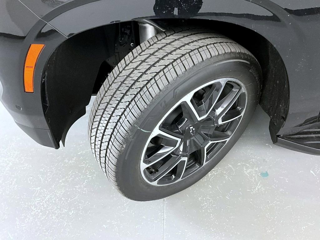 New 2026 Chevrolet Suburban RST w/ Advanced Technology Package image 24