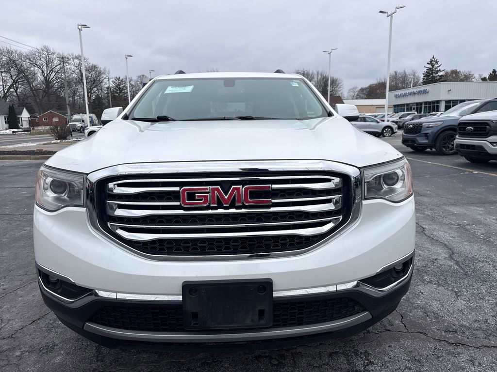Used 2017 GMC Acadia SLT image 3