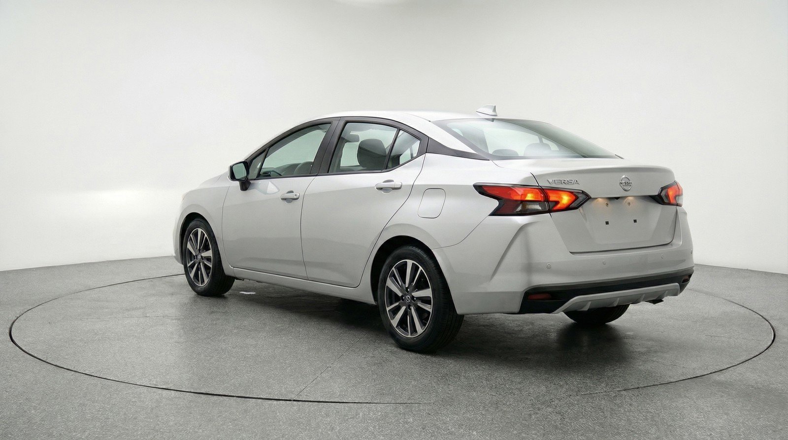 Used 2025 Nissan Versa SV FWD image 6