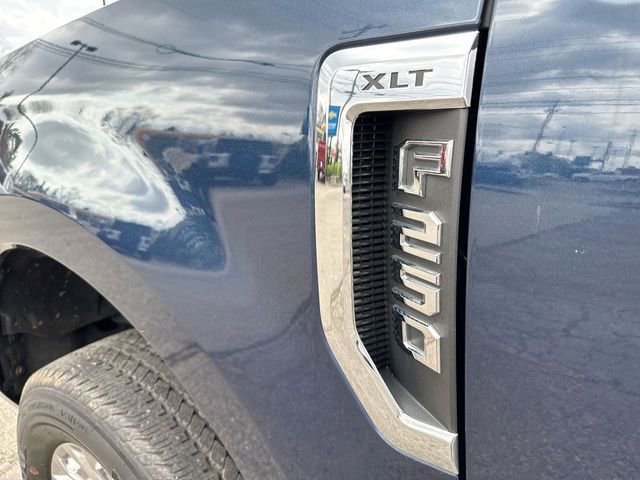 Used 2019 Ford F250 XLT w/ XLT Premium Package image 8