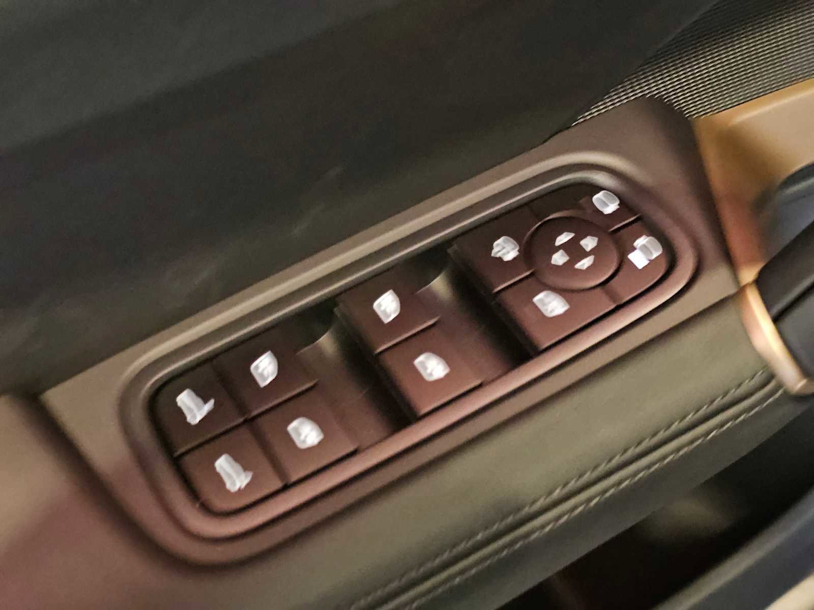 New 2026 Porsche Cayenne Turbo GT image 24