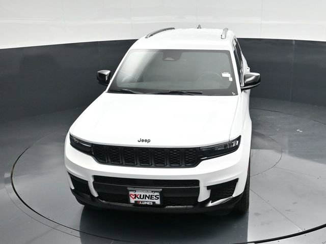 New 2025 Jeep Grand Cherokee L Laredo image 43