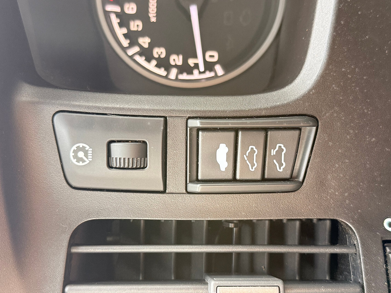 Used 2010 Honda Ridgeline RTL image 27