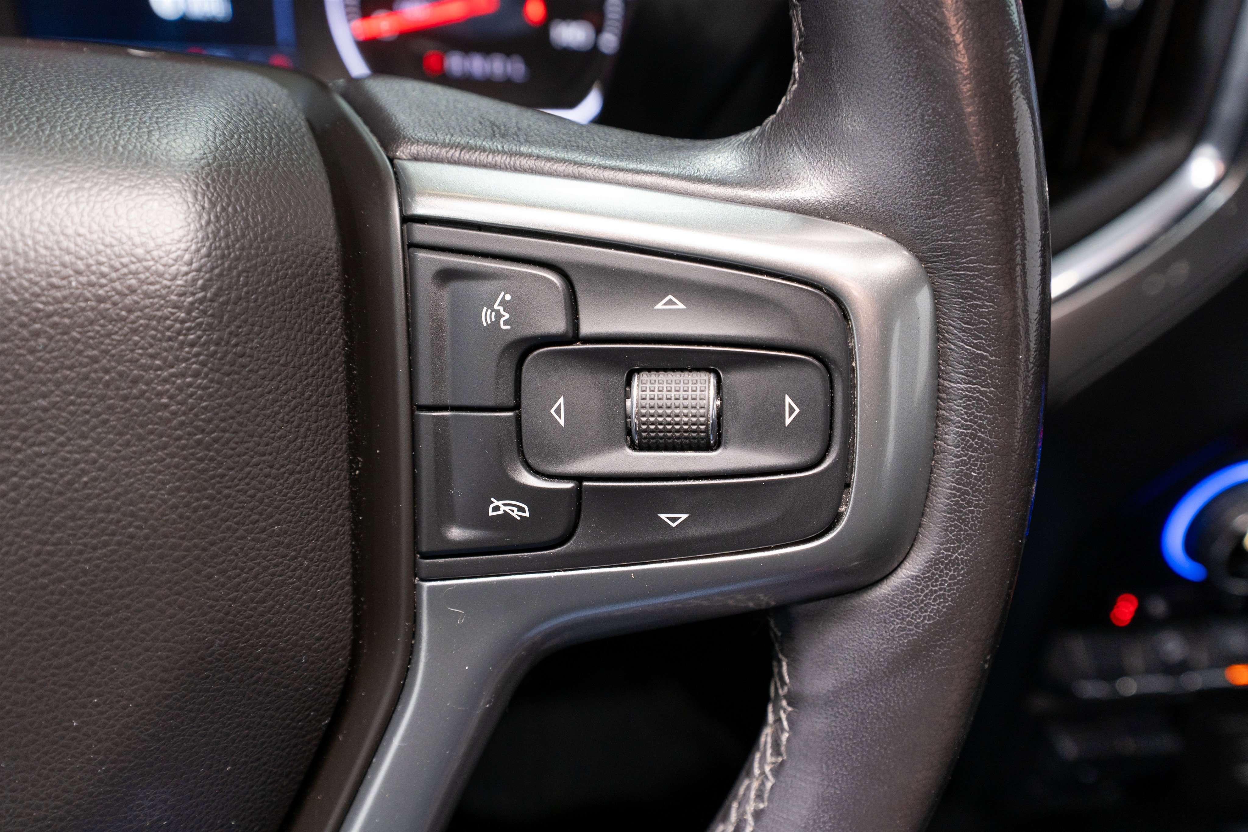 Used 2020 Chevrolet Silverado 1500 LT w/ All-Star Edition image 28