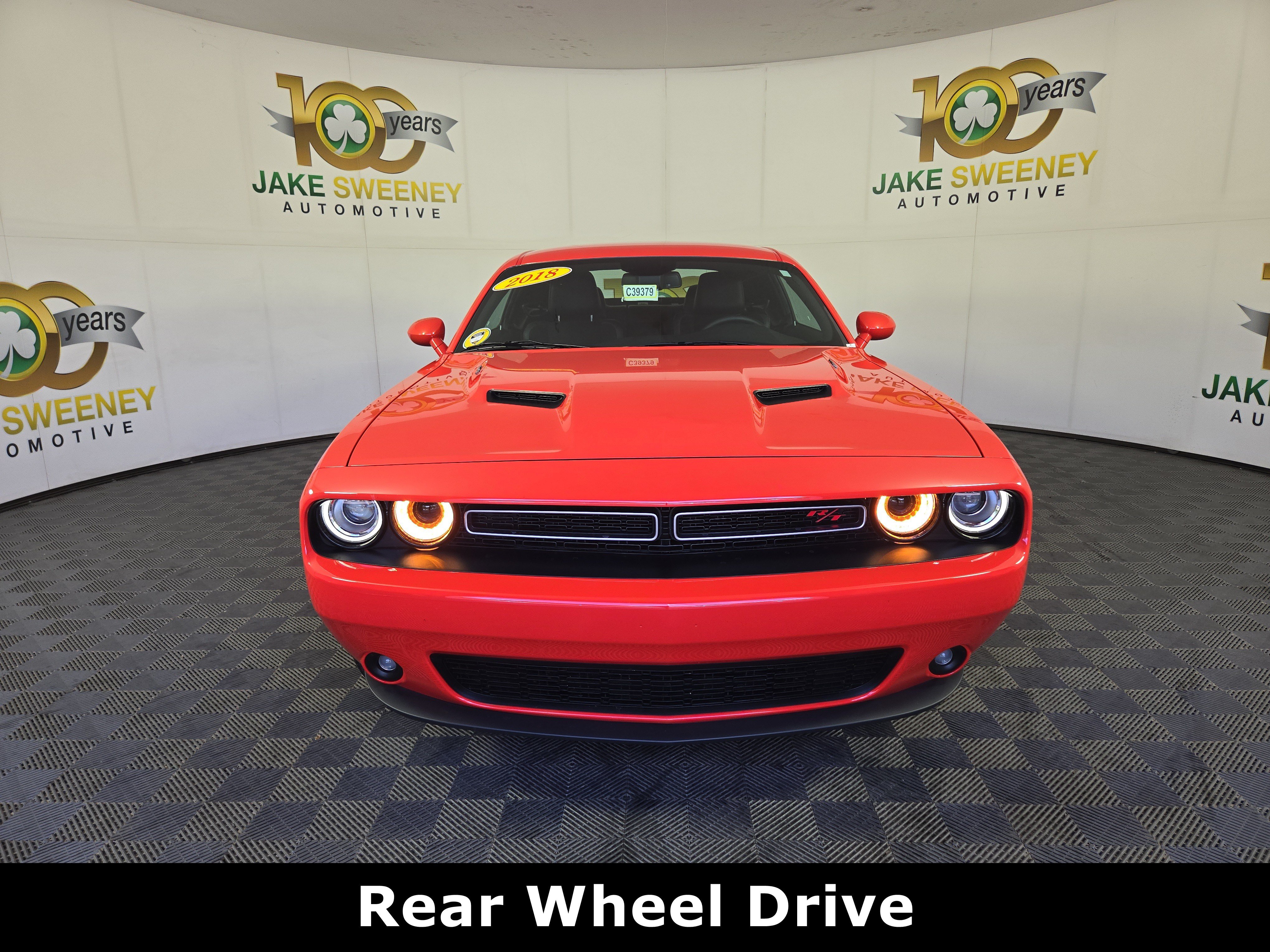 Used 2018 Dodge Challenger R/T Plus RWD image 3