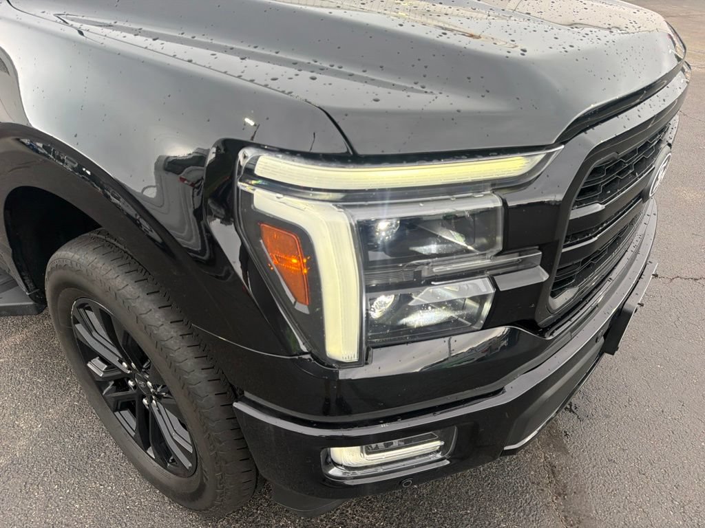 Used 2024 Ford F150 Lariat w/ Equipment Group 502A High AWD/4WD image 14