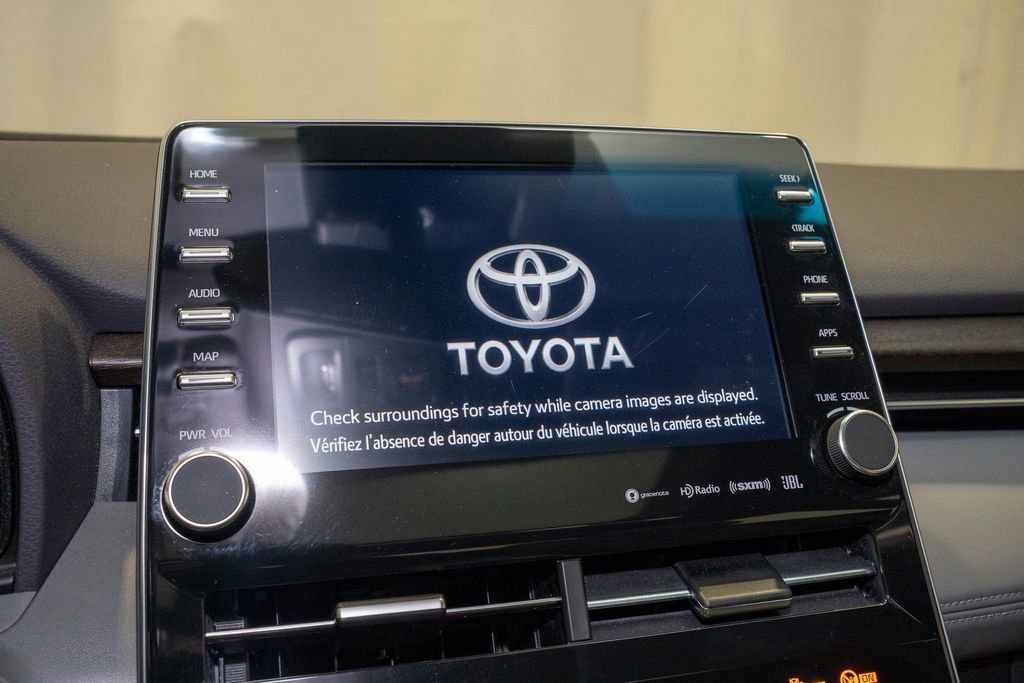 Used 2019 Toyota Avalon Limited image 13