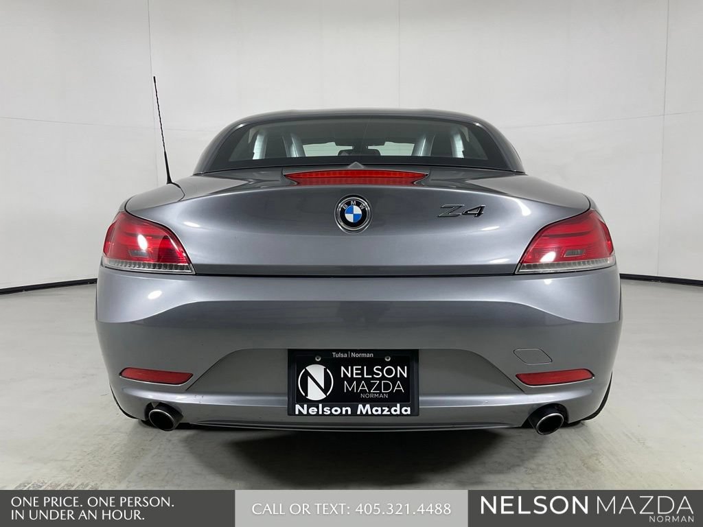 Used 2011 BMW Z4 sDrive35i RWD image 9