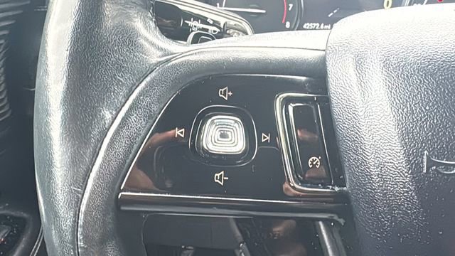 Used 2020 Lincoln Corsair FWD w/ Equipment Group 101A image 16