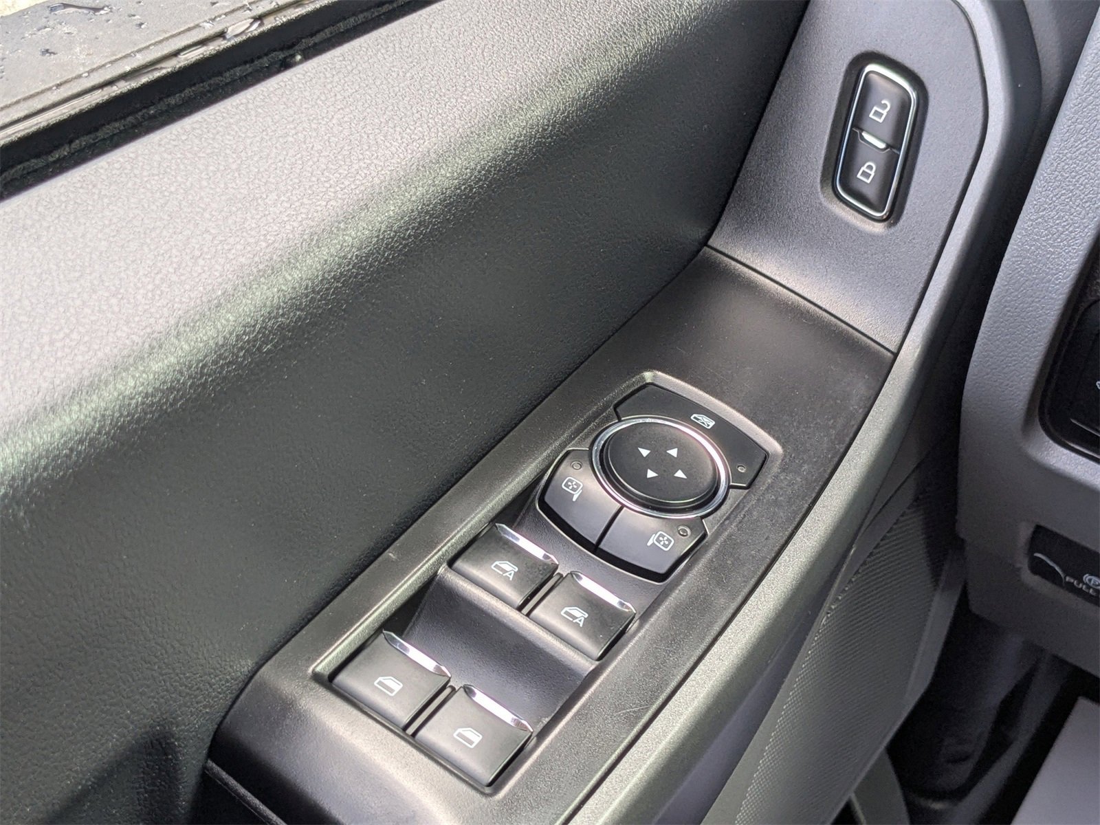 Used 2024 Ford F350 XLT image 22