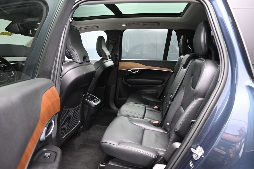 Used 2023 Volvo XC90 B6 Plus w/ Protection Package Premier AWD/4WD image 24