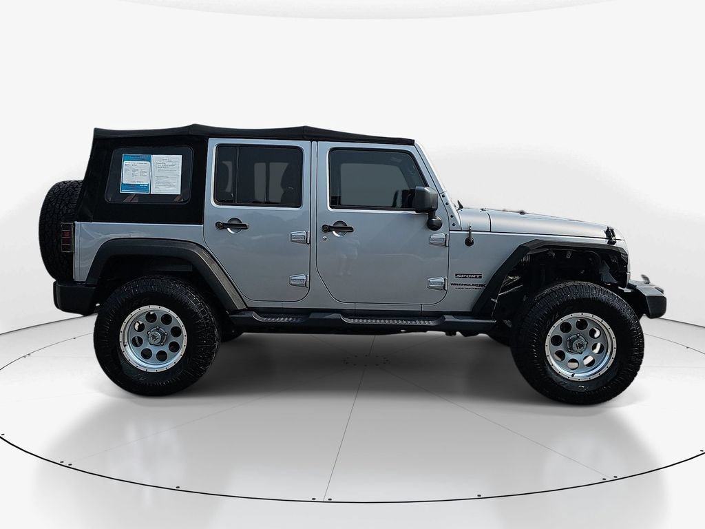 Used 2018 Jeep Wrangler Unlimited Sport S AWD/4WD image 5