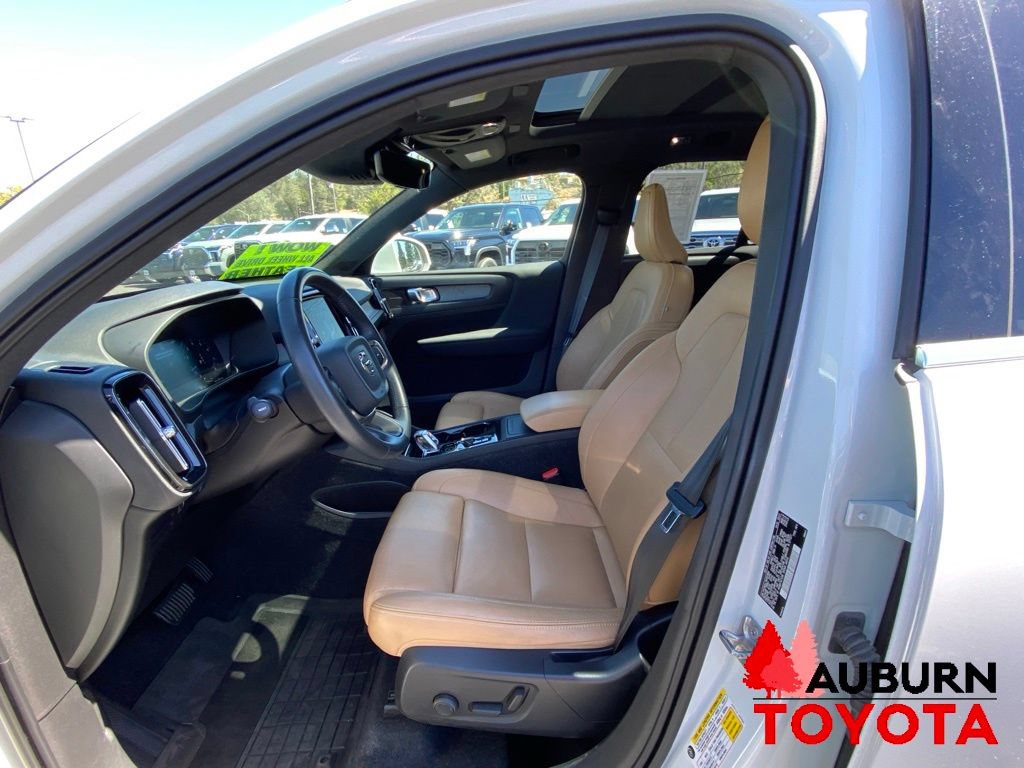 Used 2021 Volvo XC40 T5 Inscription w/ Advanced Package AWD/4WD image 30