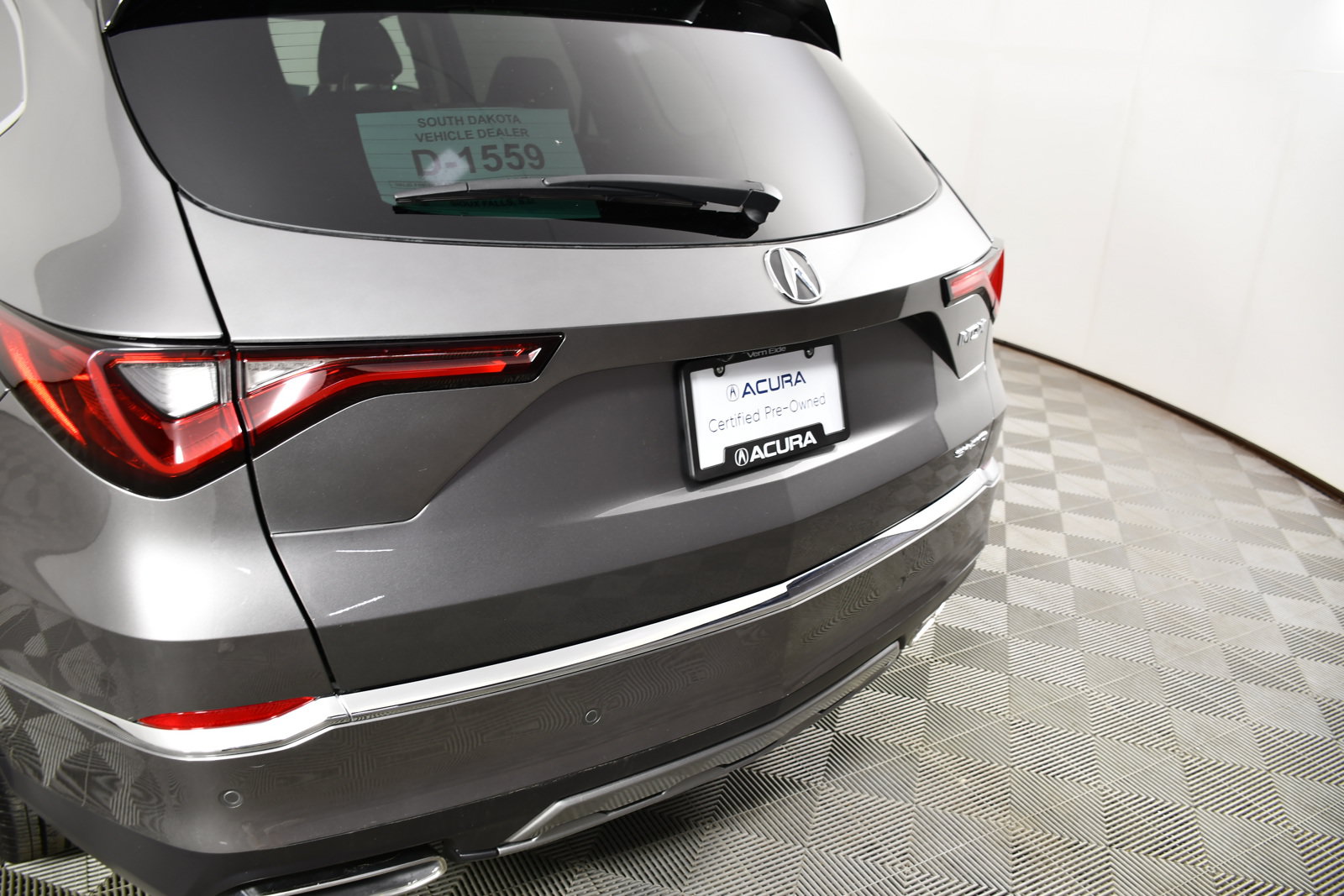 Certified 2025 Acura MDX w/ Technology Package AWD/4WD image 15