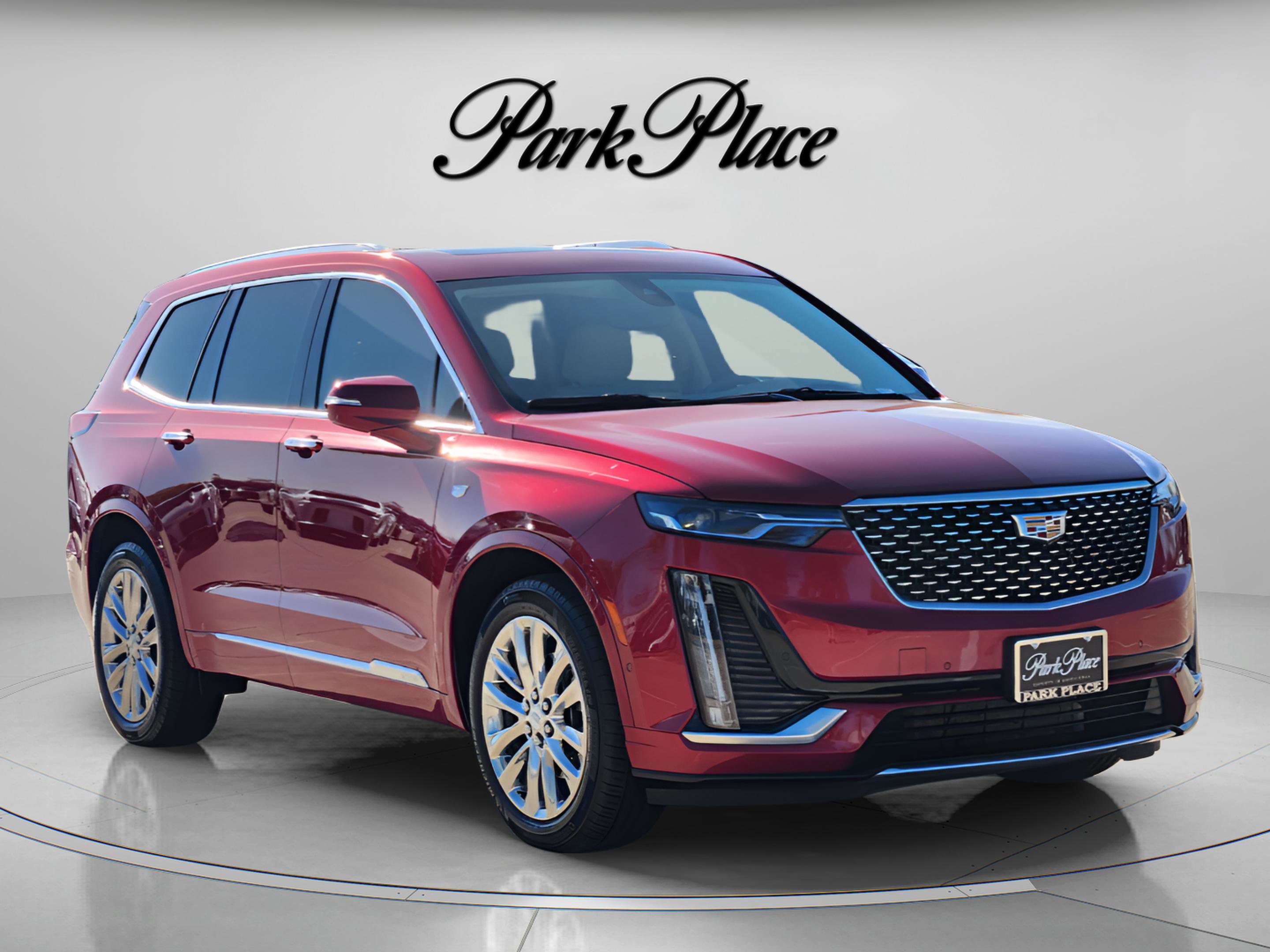 Used 2022 Cadillac XT6 Premium Luxury w/ Technology Package image 4