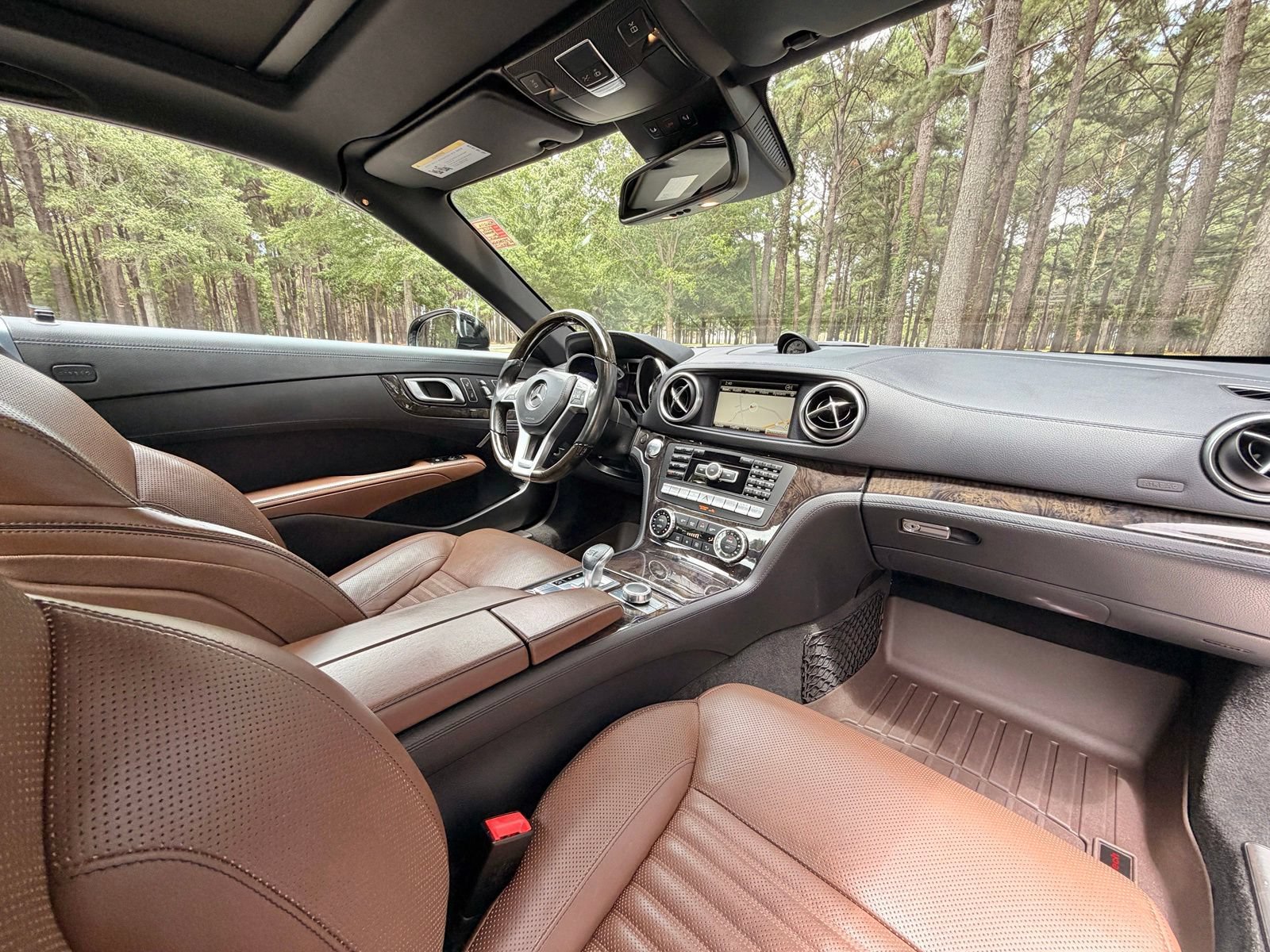 Used 2015 Mercedes-Benz SL 400 image 14