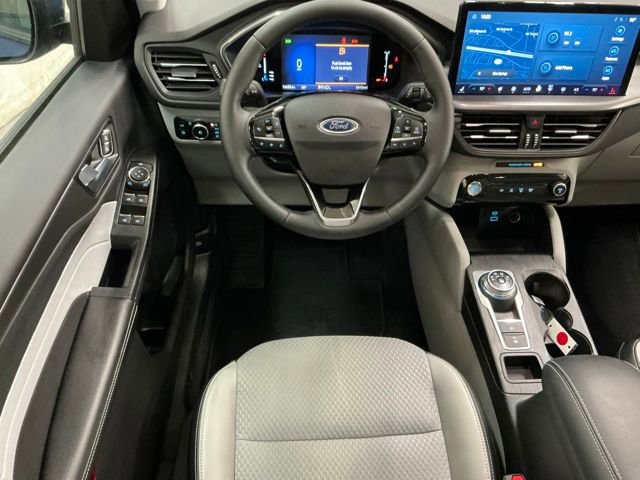 Used 2023 Ford Escape SE image 11
