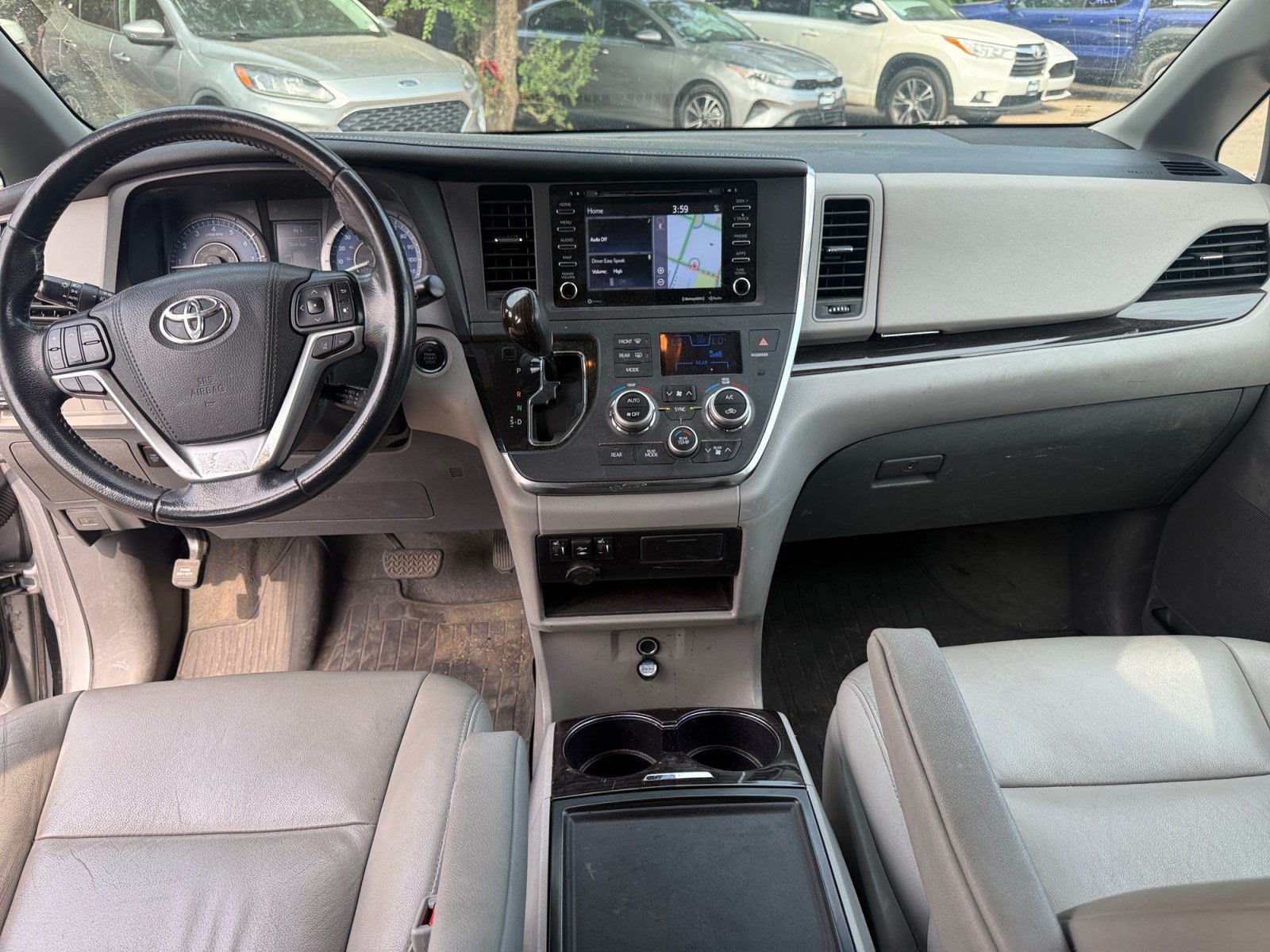 Used 2018 Toyota Sienna XLE w/ XLE Navigation Package AWD/4WD image 20