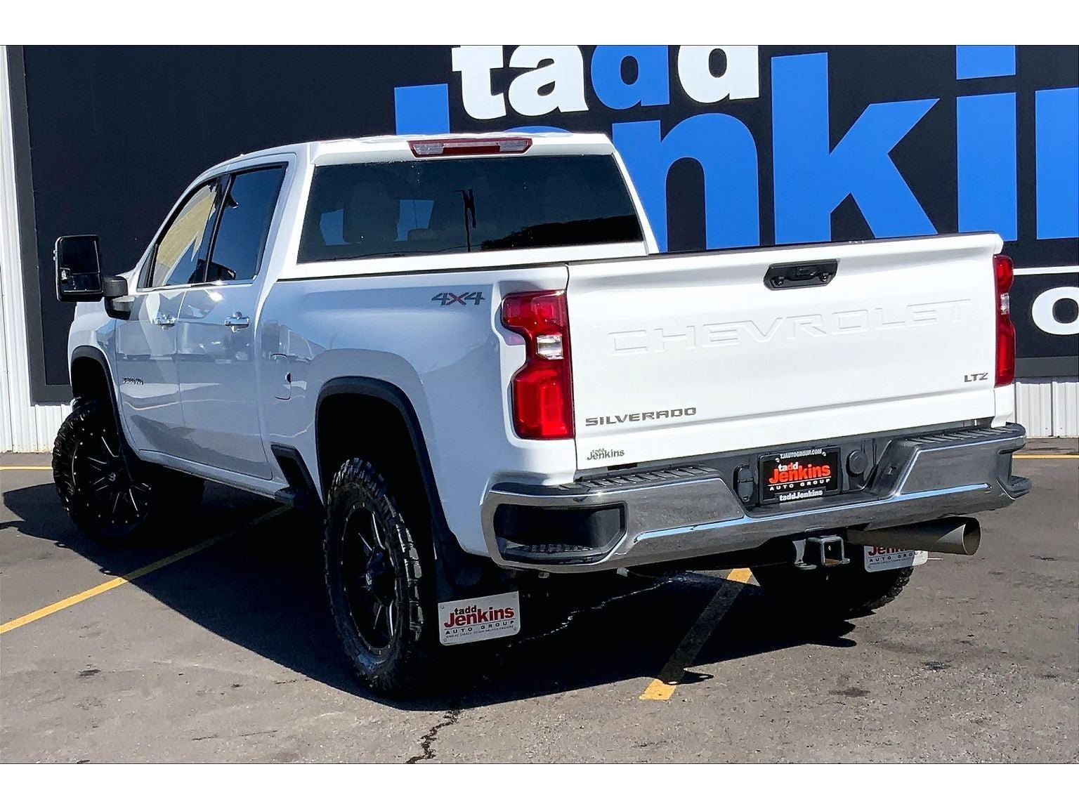 Used 2024 Chevrolet Silverado 3500 LTZ AWD/4WD image 13