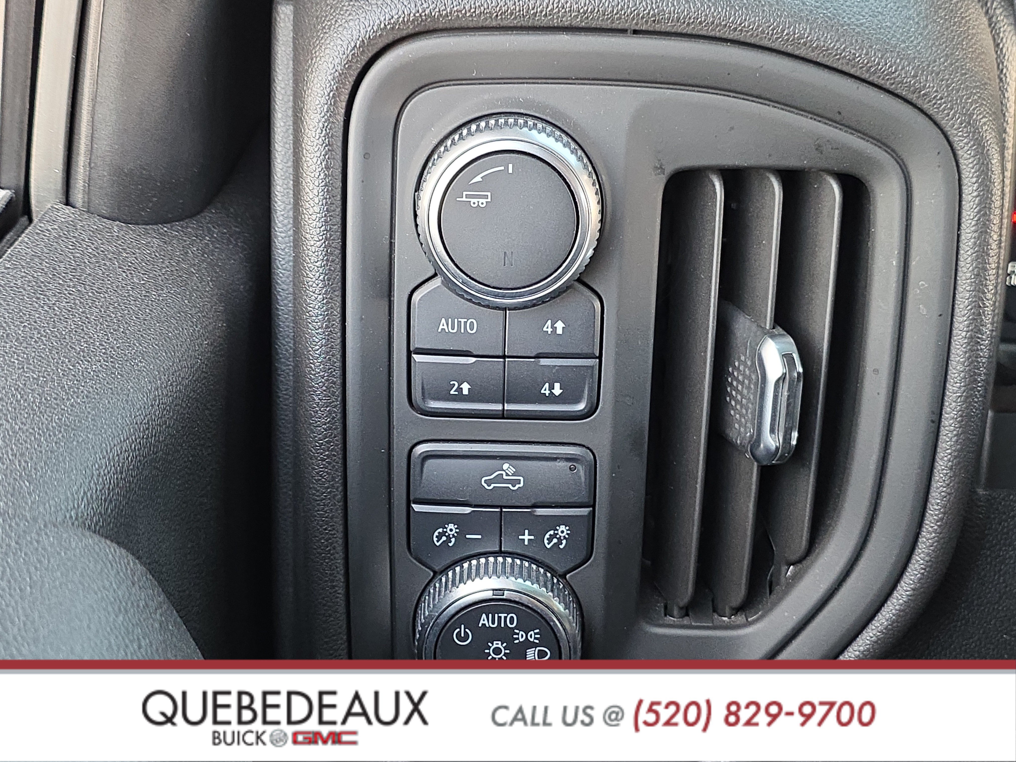 Used 2021 GMC Sierra 1500 4x4 Crew Cab w/ Sierra Value Package image 22