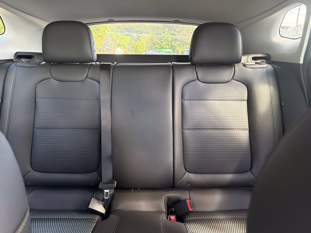 New 2026 Chevrolet Trax LT w/ LT Convenience Package FWD image 7